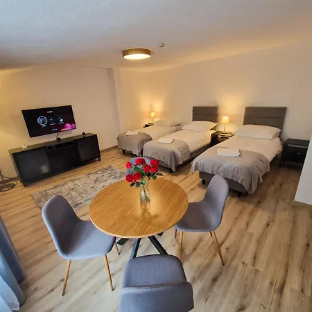 Livermo Graniczna Apartment